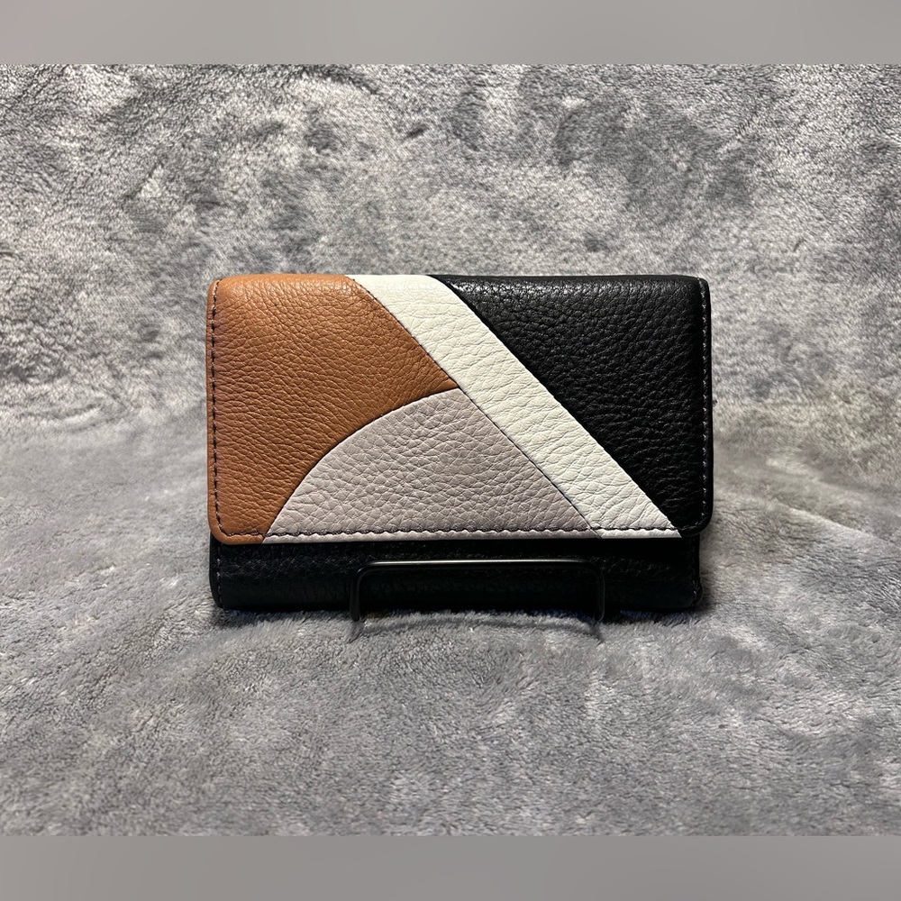 Fossil Molly Patchwork Wallet - Picture 2 of 9